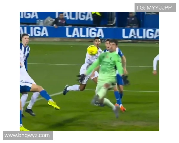 西甲精彩对决皇马3-0战胜尤文图斯神奇扑救点燃全场激情