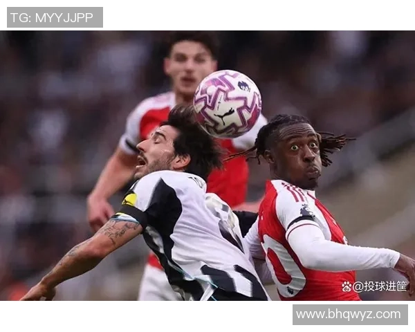 阿森纳与AC米兰友谊赛平局点球大战精彩瞬间引发全场热烈反响 阿森纳与AC米兰友谊赛平局点球大战精彩瞬间引发全场热烈反响