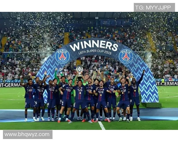 意甲焦点战巴黎圣日耳曼与巴萨战平赛场瞬间引发全场热议 意甲焦点战巴黎圣日耳曼与巴萨战平赛场瞬间引发全场热议