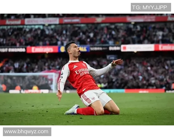 英超激战巴萨与曼城1比1平补时进球引发全场狂欢回顾十大精彩进球 英超激战巴萨与曼城1比1平补时进球引发全场狂欢回顾十大精彩进球